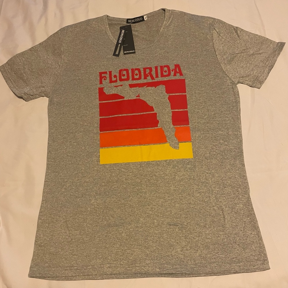 BOYS T SHIRT SHORT SLEEVE WITH GRAPHIC FLORIDA SIZE XL LIKE size 16
